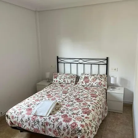 Nisas Vut-6351-as Apartment